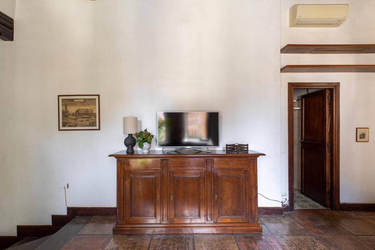 Iflat Lovely Flat In Navona Rome Bagian luar foto
